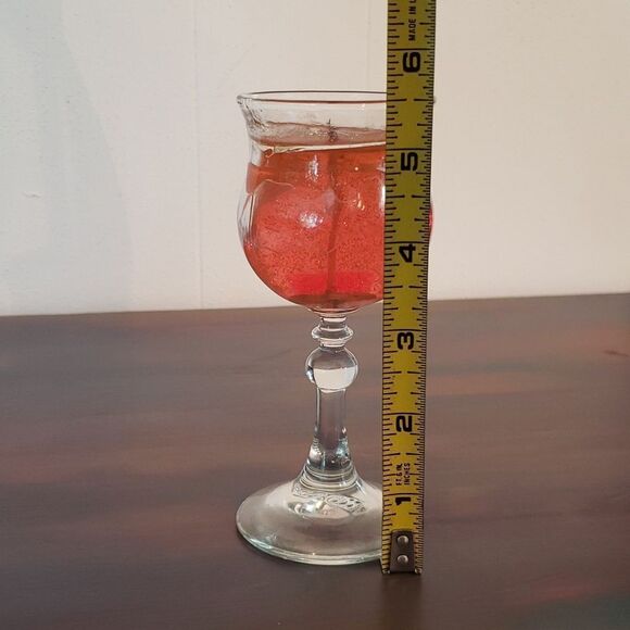 Vintage Avon SPARKLING SWIRL Red Transparent Candle & Goblet Holder - Picture 8 of 9